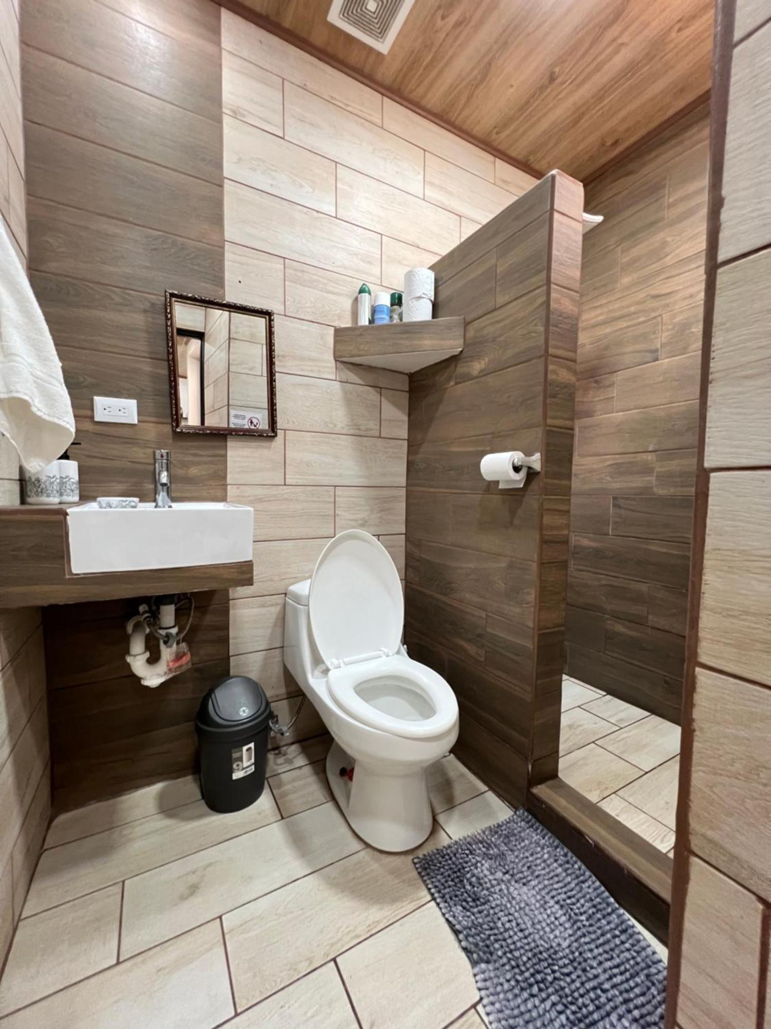 Apartamentos H Gonzalez #11#4 Alajuela Dış mekan fotoğraf